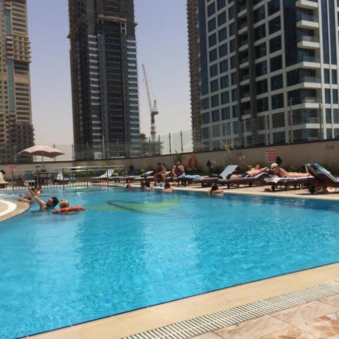 Lake View Jlt - Lovely Apartment In Dubai Exterior foto